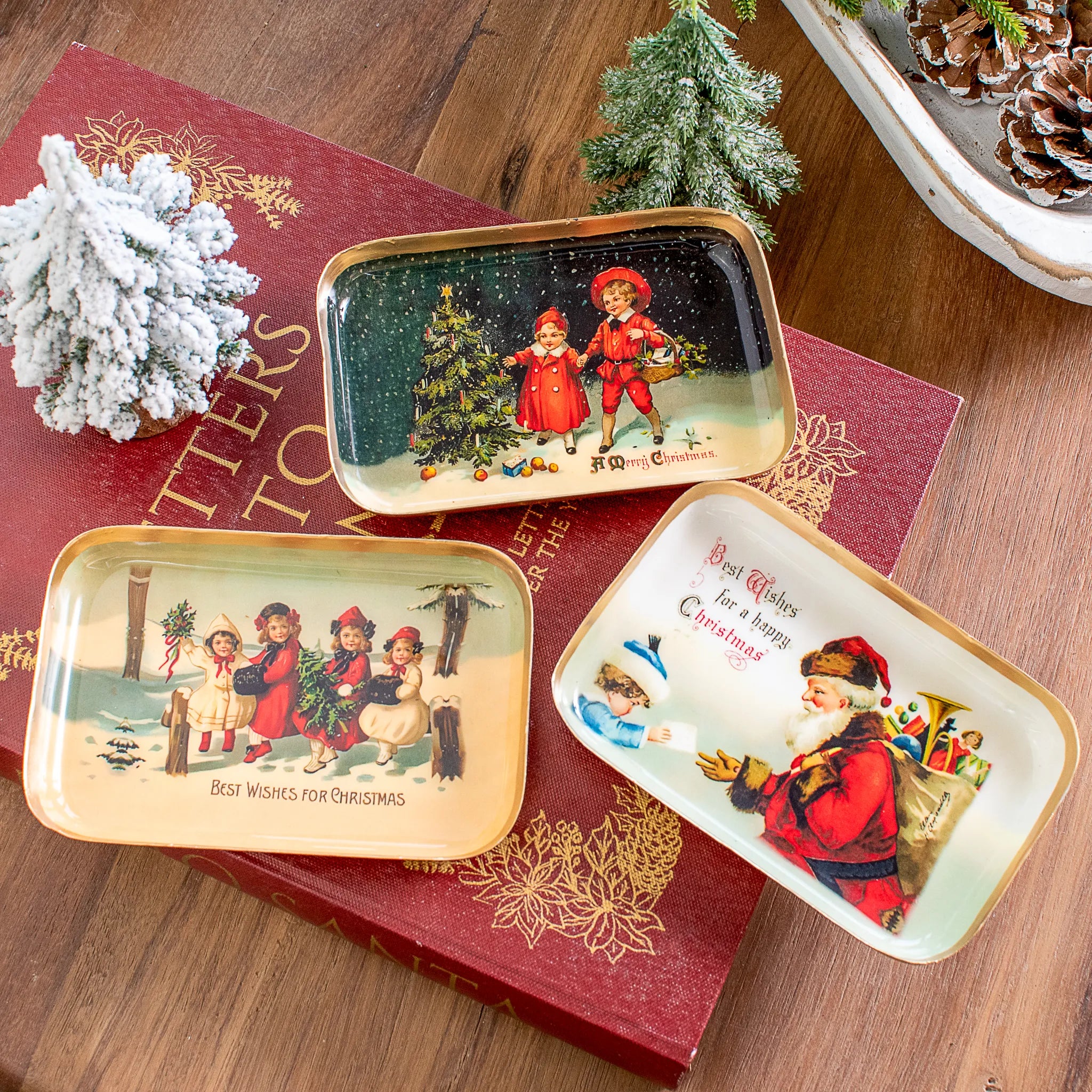 3 Ast 7" Holiday Scene Trinket Tray