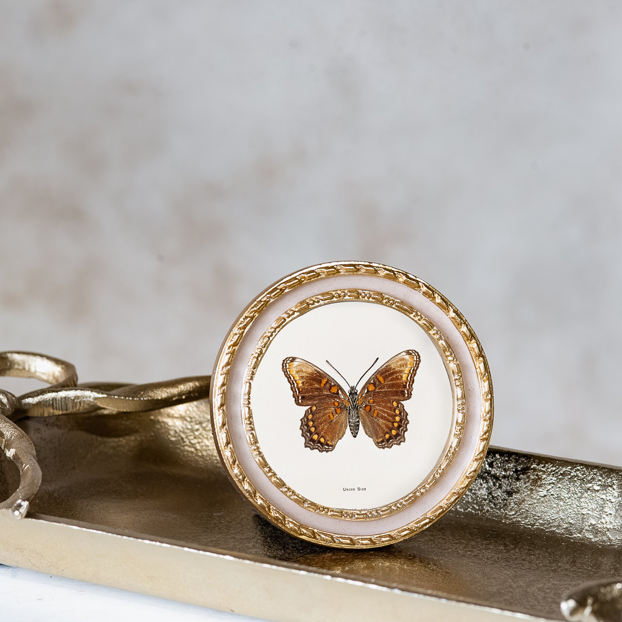 3X3 Pale Pink Inlay Round Frame