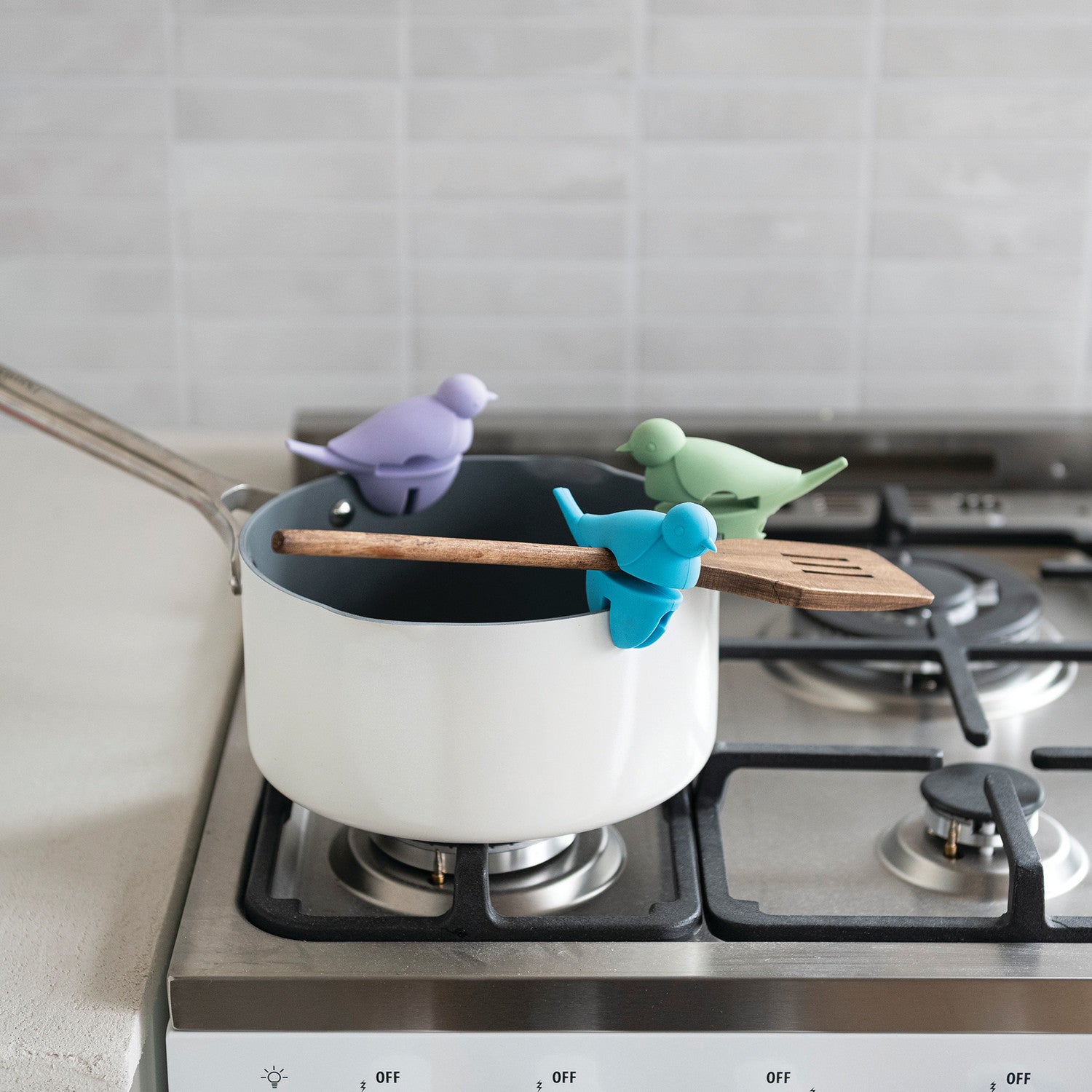 Silicone Bird Shaped Lip/Spoon Holder 3 Color